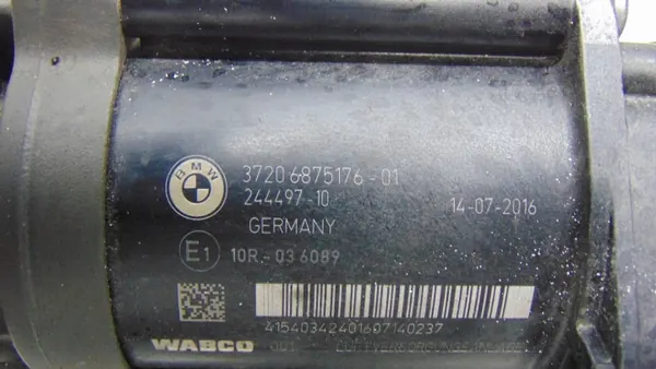 Compresor suspensión aire OEM 6875176-01 BMW image 5