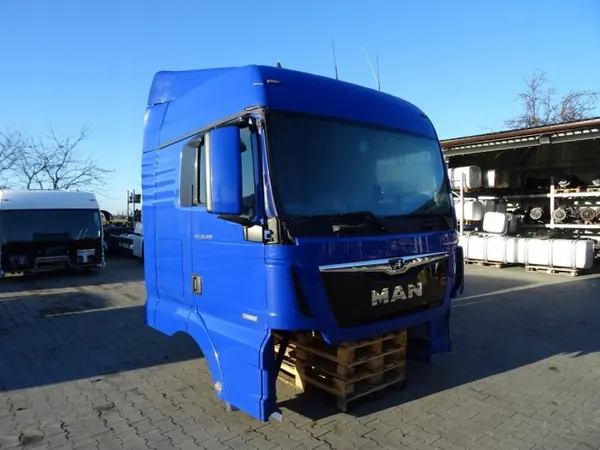 Cabine complète OEM 81 pour MAN TGX Euro 6 2017 XLX image 2