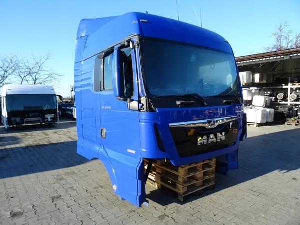 Cabine complète OEM 81 pour MAN TGX Euro 6 2017 XLX image 4