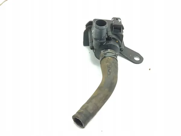 Vattencirkulationspump Audi A4 S4 B9 2017 5Q0965561B image 4