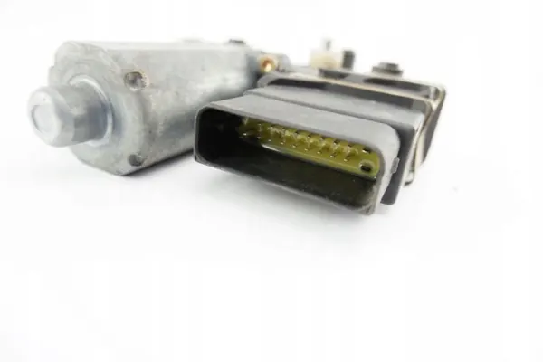 Motor de ventana trasera derecho OEM 101450-202 Skoda Octavia image 6