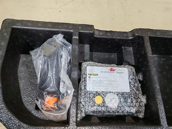 Insertion mousse roue secours Toyota Verso Kit réparation OEM image 3