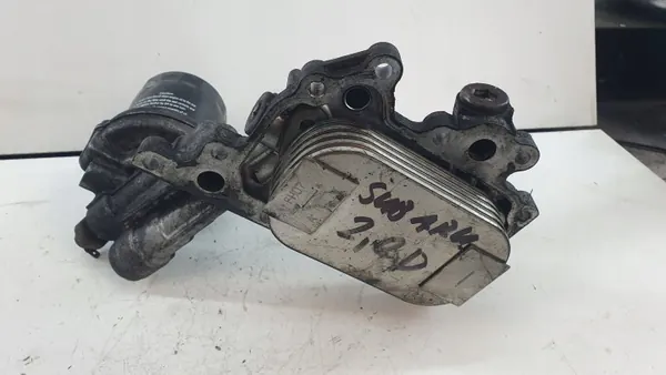 Subaru OE FOA9956 Ölkühler Filterbasis Gebraucht image 3