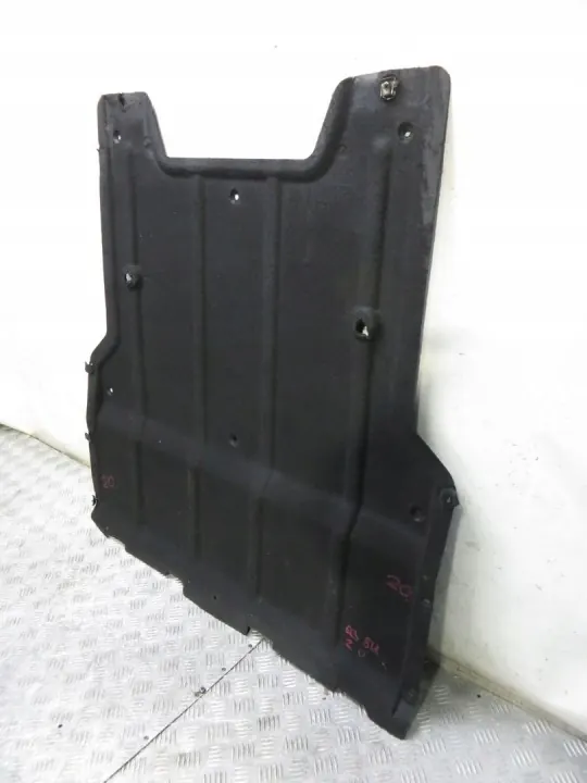 Audi Q3 8U moottorikansi OEM 076/020 - Käytetty image 3