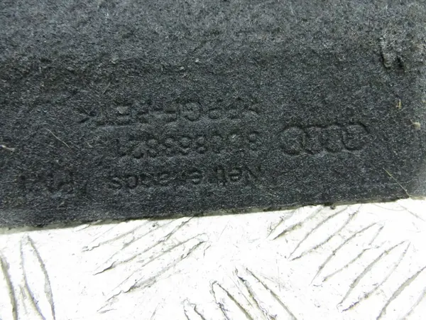 Audi Q3 8U moottorikansi OEM 076/020 - Käytetty image 8