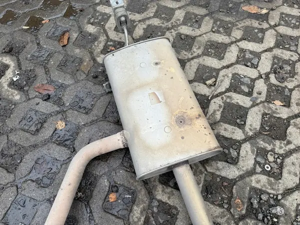 VW GOLF VII 1.6 TDI Exhaust Muffler 5Q6253611AE image 7