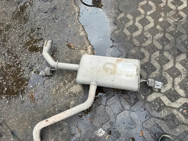 VW GOLF VII 1.6 TDI Exhaust Muffler 5Q6253611AE image 9