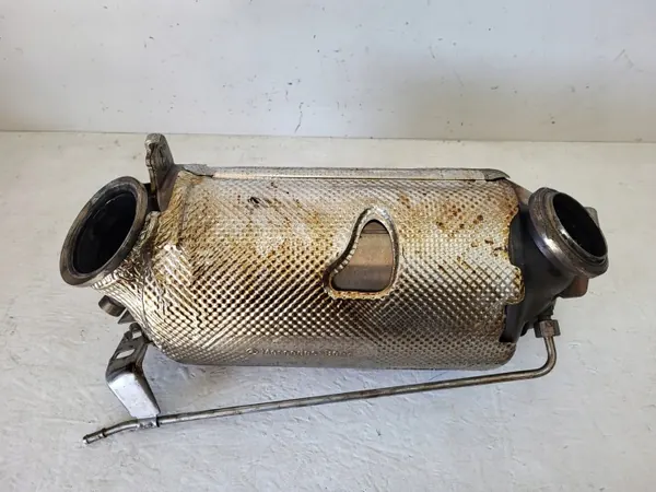 Catalizador DPF Mercedes VITO VIANO W447 2.0 OEM A4474903701 image 3