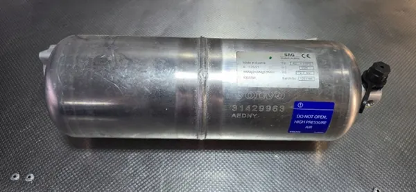 Réservoir suspension air Volvo OEM 31429963 - Occasion image 2
