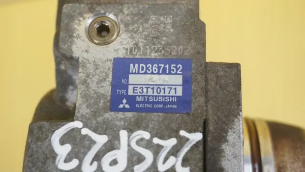 Pompe pression carburant Mitsubishi OEM MD367152 6G74 image 5