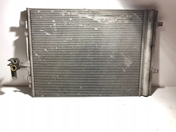 Volvo OE 31368362 Vattenkylare - Begagnad image 2