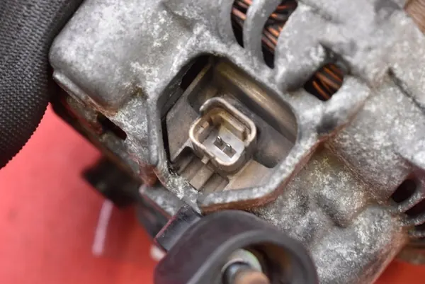 Alternador Mini Cooper R55 1.6 T 211 KM 10-14 V757692180 image 7