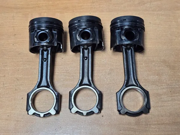 Piston KIA PC77 avec Bielle - 1.7 CRDi image 2