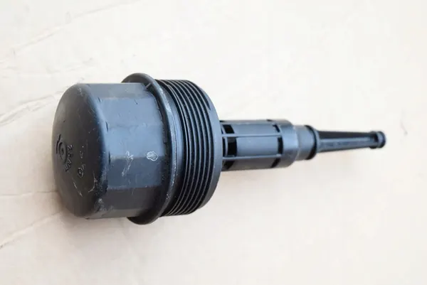 Oljefiltermutter Mercedes 6111800010 image 4