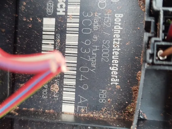 2006 VW Passat ECU 3C0937049AE image 3