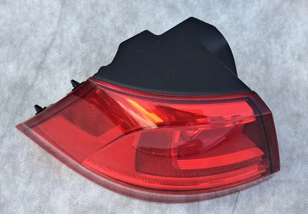 Luz Trasero Izquierdo VW Golf VII Kombi image 6
