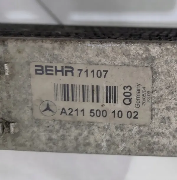 Refrigerador de ar Mercedes-Benz OE A2115001002 image 3