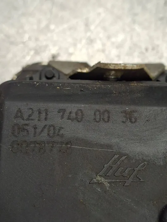 Bagagelås 10 pin Mercedes W211 Kombi A2117400036 image 5