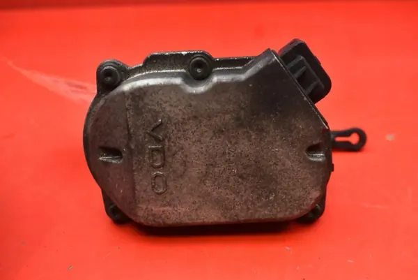 Audi OE mamAUTO-1053647- Keräimen luukkusäädin image 5