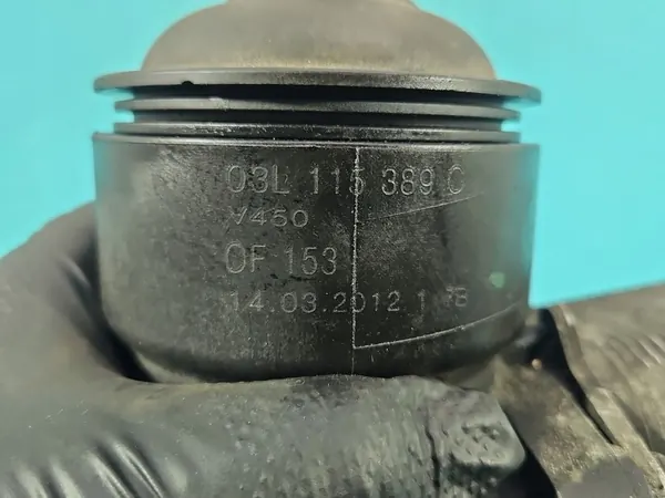 Oljefilterbas VW Passat B7 2.0 TDI image 3