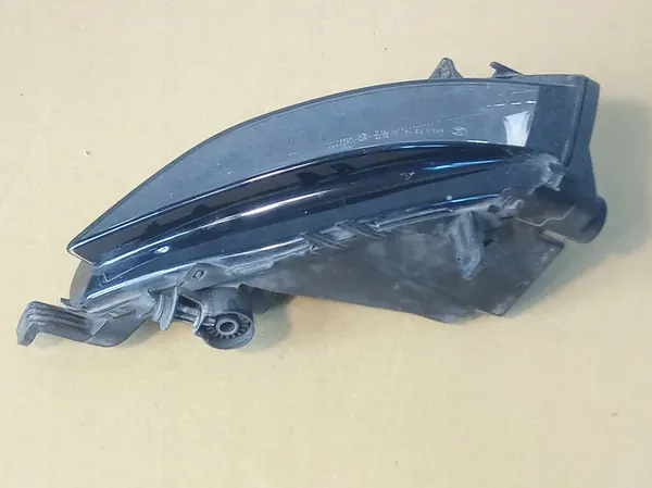 Volkswagen Golf VII 2018 Farol de neblina dianteiro direito image 3