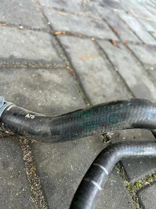 VW GOLF VI Vesiputki 1K0122157 image 2