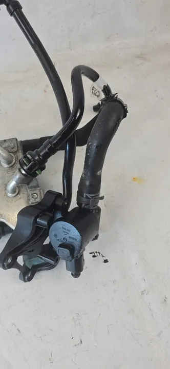 AUDI Q7 4M Radiador de óleo 4M0317021G Bomba de água 5Q0906457B image 3