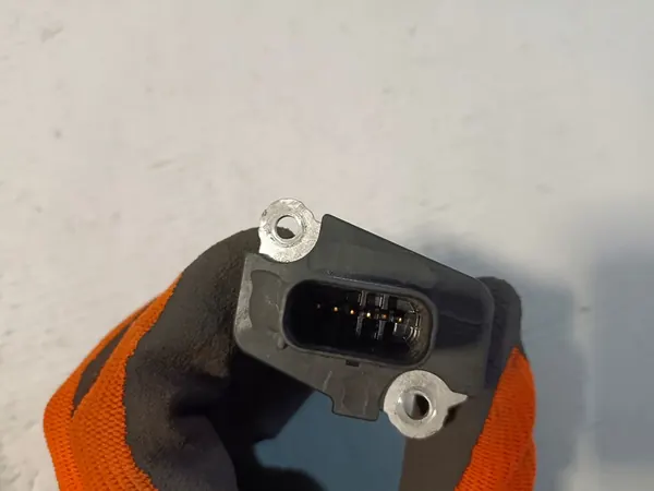 Pierburg Luftmassenmesser Ford Focus II image 3