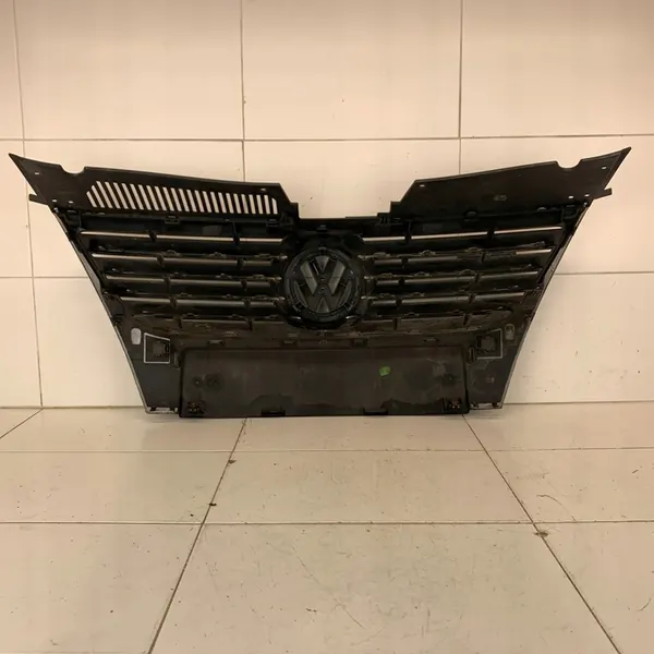 Grill Radiator with PDC Sensors VW PASSAT B6 2005-2010 OEM image 6
