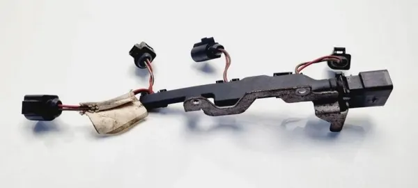 Conduites d'injection VW OEM 06F971824D - Occasion image 2