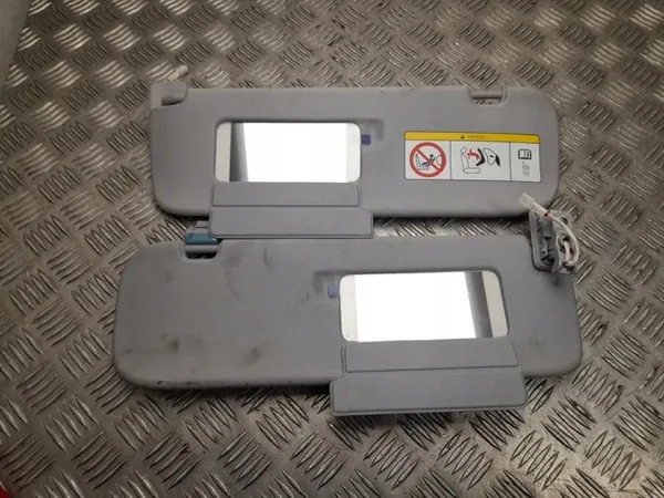 Visera Tesla Model 3 OEM 293017 con espejo iluminado image 5