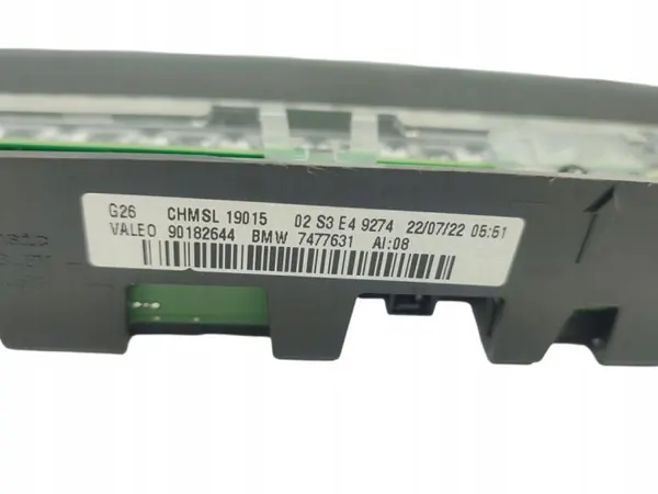 BMW I4 G26 Bremsleuchte OEM 7477631 - Gebraucht image 3