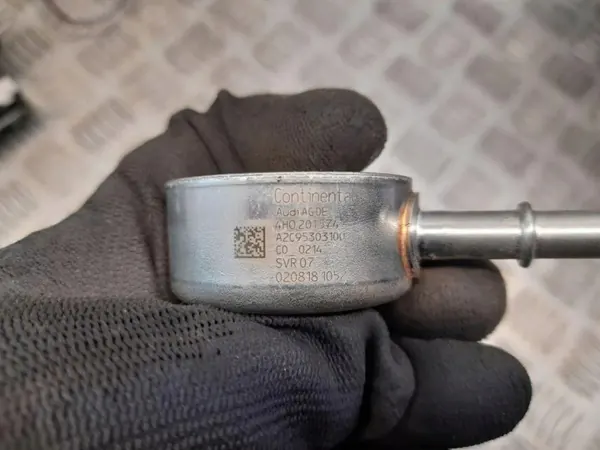 Bränsletrycksregulator OEM 4H0201574 för Audi A8 image 3