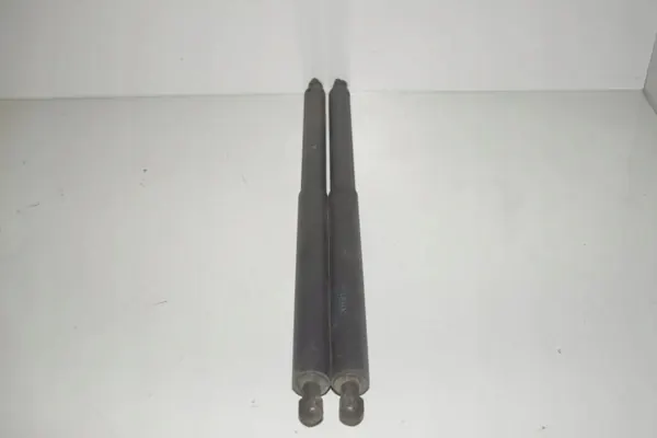 Rechter kofferruimtestut OEM 51247412407 voor BMW X1 F48 image 3