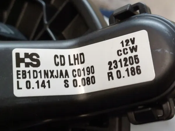 KIA CARENS 4 IV 13- Ventilador 97113J7000 image 5