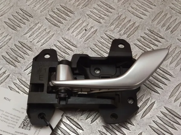Hyundai Tucson IV innerhandtag fram OEM 82613N7000 image 2