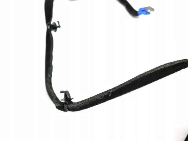 Hyundai Kona USB-aansluiting OEM 96120CM500 - Gebruikt image 5