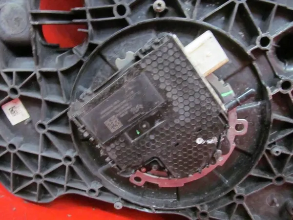 OEM 9842316580 AdBlue-tank & Pump för Expert III image 7