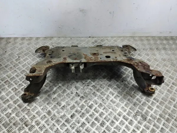 Volvo V40 2013 Voorste Hulpframe OEM A13256FS0693 image 3