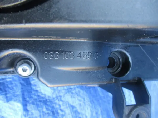 Venttiilikansi OEM 03G103469G VW Golf V 1.9 TDI:lle image 3