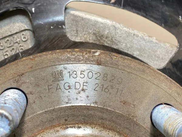 Vasen eturenkaanivel OEM 13248526 Chevrolet Orlando image 6