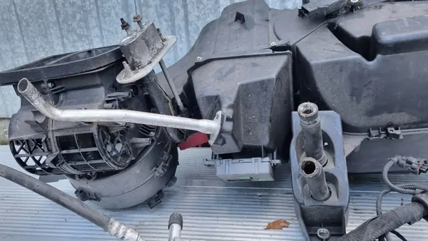 IVECO DAILY IV 06-12 Compresseur Tuyau Chauffage Climatisation image 7