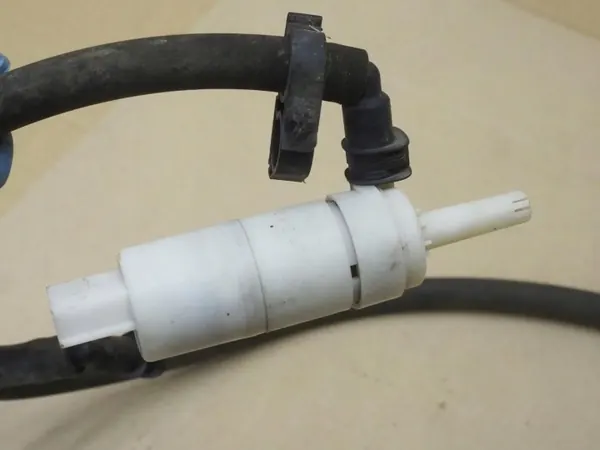 Mercedes W203 Xenon koplampreiniger slang OEM 6w7,86kh765 image 6