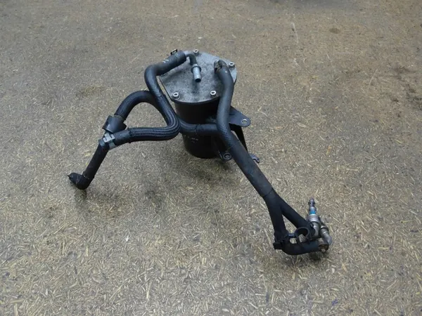 VW Sharan 7N 2.0 TDI Polttoainesuodattimen Kotelo 7N0127400 image 2