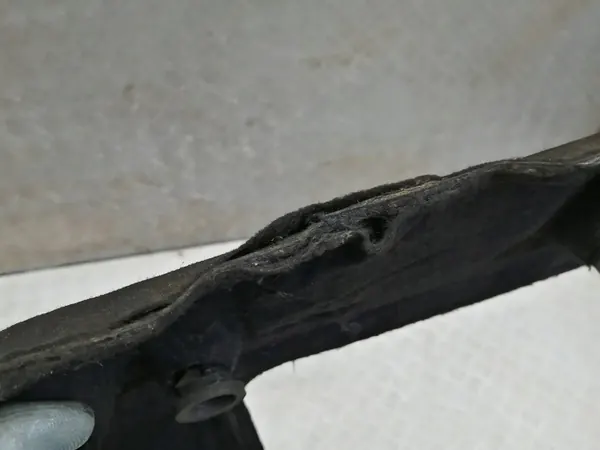 Peugeot Motorlock OEM FRE59095 - Övre Skydd image 5