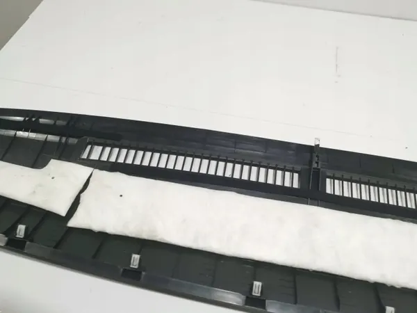 Grille de console Nissan NV200 OEM 68101BJ05A image 3