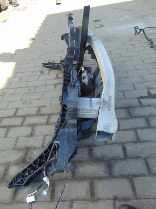 Framstötfjädersförstärkning OEM 8200137495 image 10