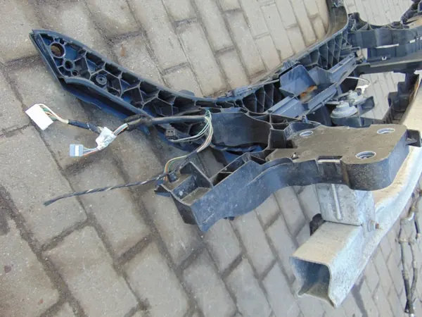 Framstötfjädersförstärkning OEM 8200137495 image 8