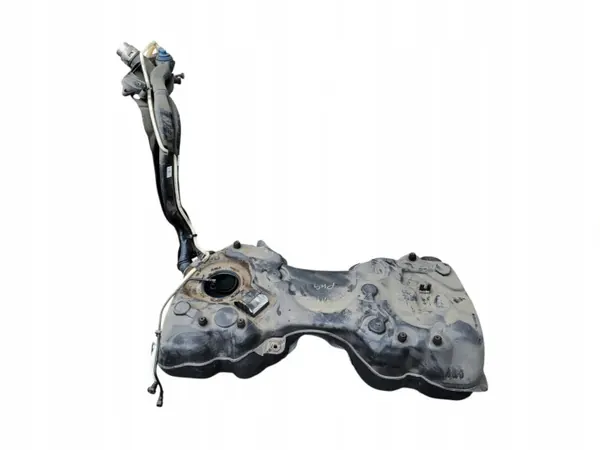 Audi Q3 Polttoainesäiliö OEM 5QF201021CT - Käytetty image 2