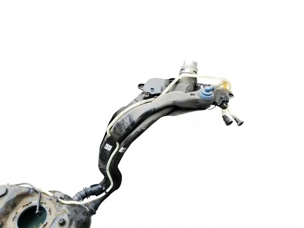 Audi Q3 Polttoainesäiliö OEM 5QF201021CT - Käytetty image 7